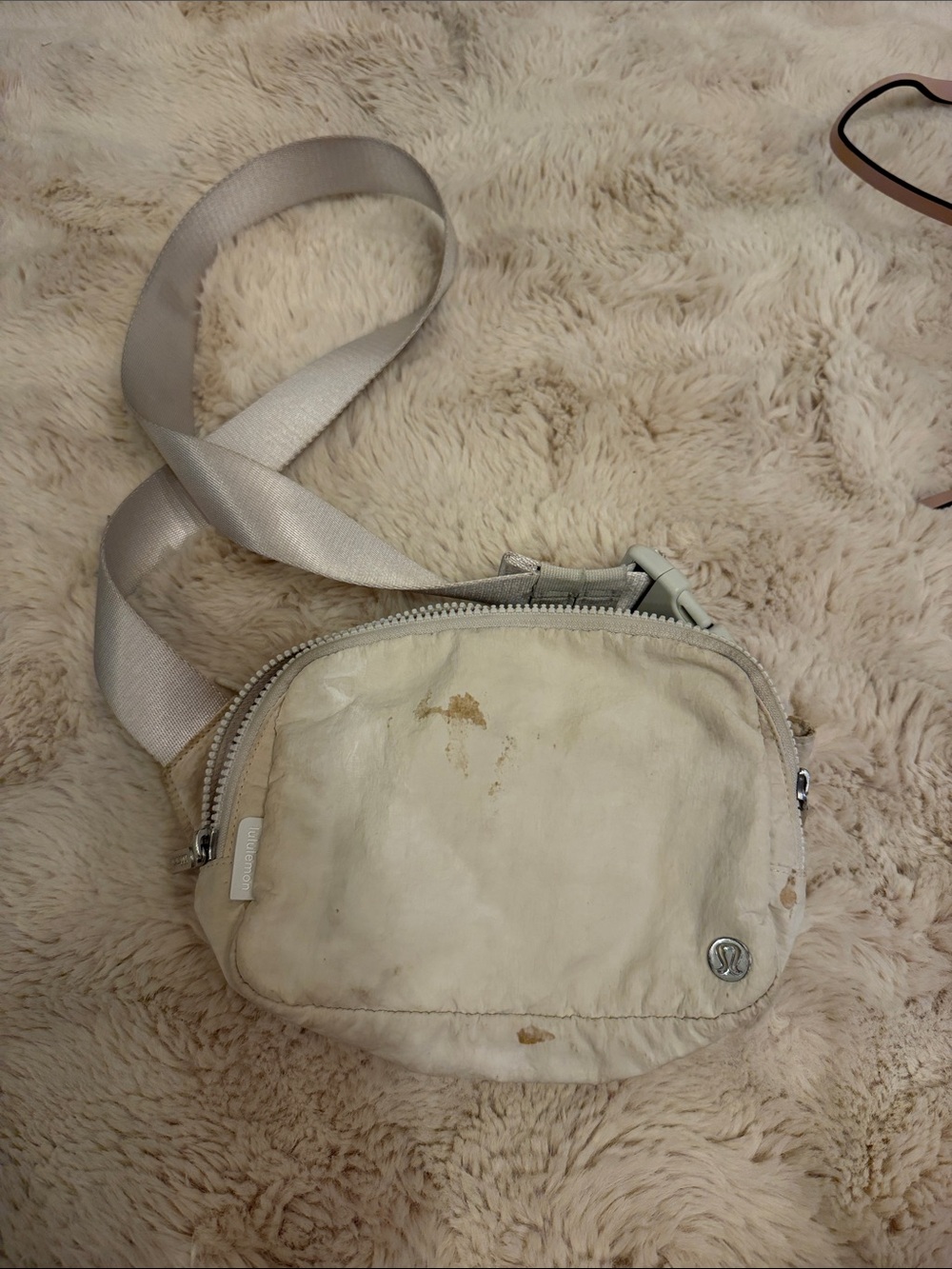 Lululemon belt bag